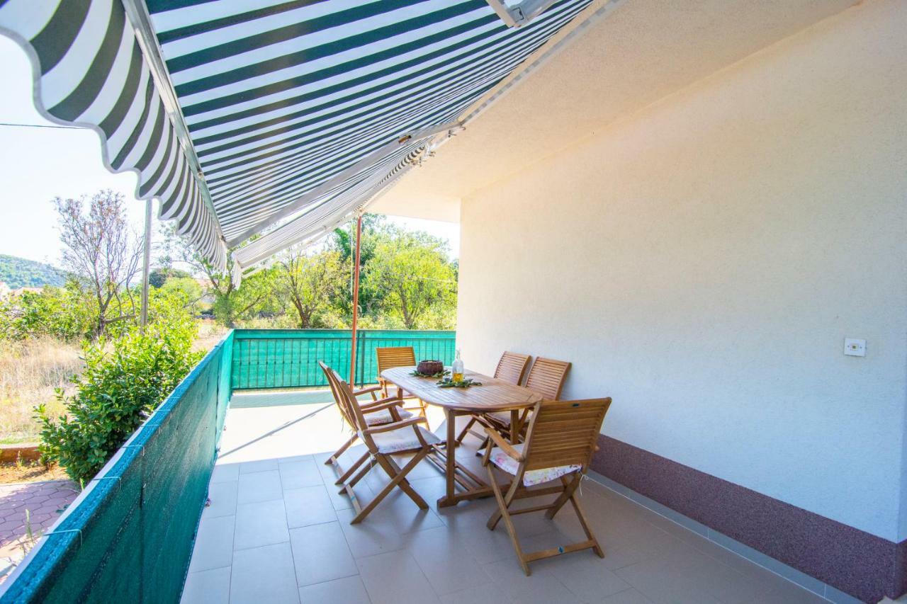 Apartmani Perkovic Gustirna Exterior photo